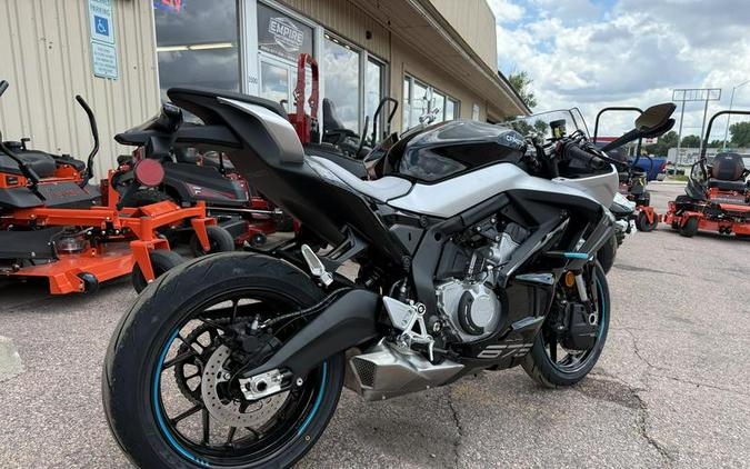 2026 CFMOTO CFMOTO 675 SS