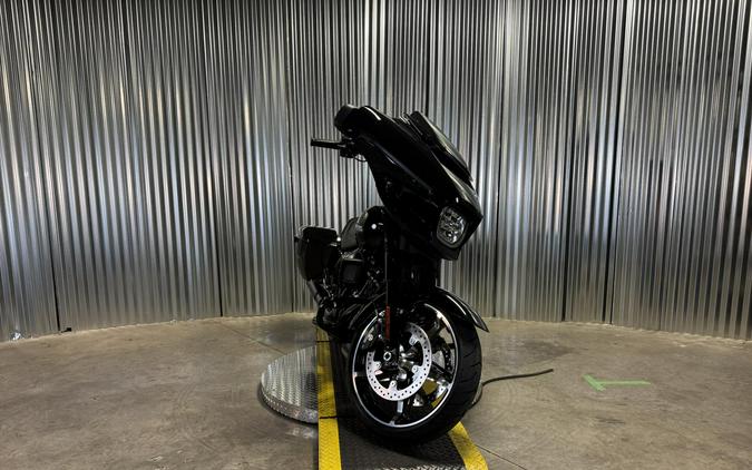 2026 Harley-Davidson Street Glide Vivid Black Black Trim