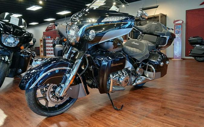 2025 Indian Roadmaster Elite Springfield Blue Candy