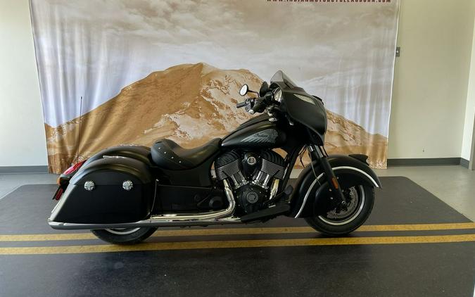 2017 Indian Motorcycle® Chieftain Dark Horse® Thunder Black Smoke