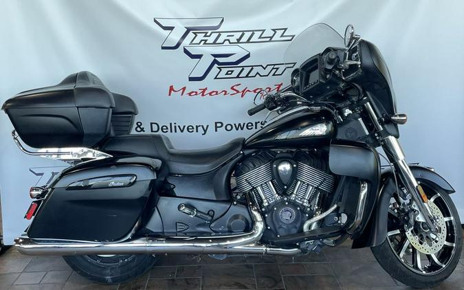 2020 Indian Motorcycle® Roadmaster® Dark Horse® Thunder Black Smoke