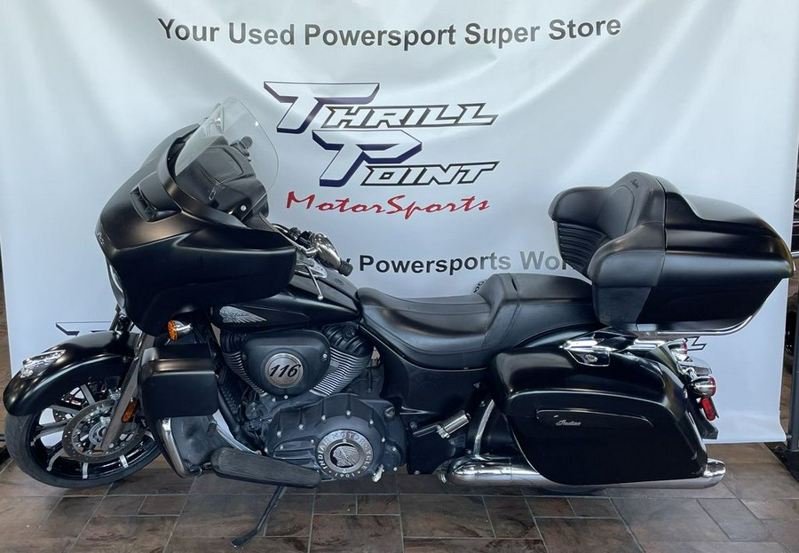 2020 Indian Motorcycle® Roadmaster® Dark Horse® Thunder Black Smoke