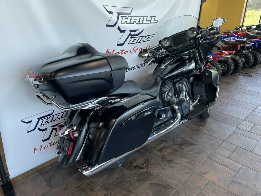 2020 Indian Motorcycle® Roadmaster® Dark Horse® Thunder Black Smoke