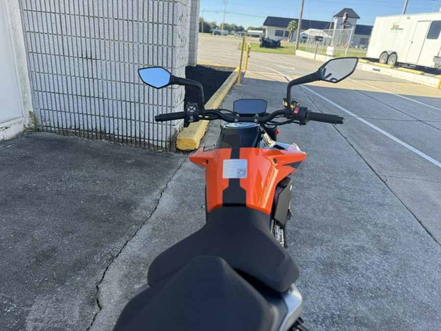2024 KTM Duke 790