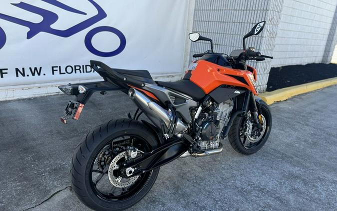 2024 KTM Duke 790