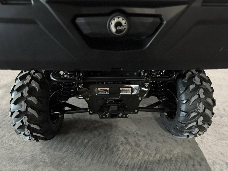 2025 Can-Am® Defender DPS HD10