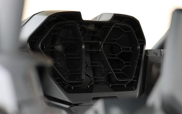 New 2026 CAN-AM MAVERICK R MAX X WITH SMARTSHOX 999T DCT