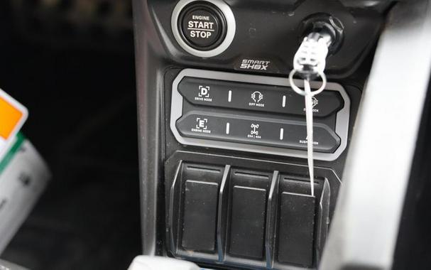 New 2026 CAN-AM MAVERICK R MAX X WITH SMARTSHOX 999T DCT