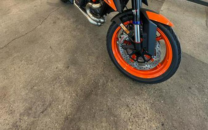 2023 KTM 1290 Super Duke R Evo