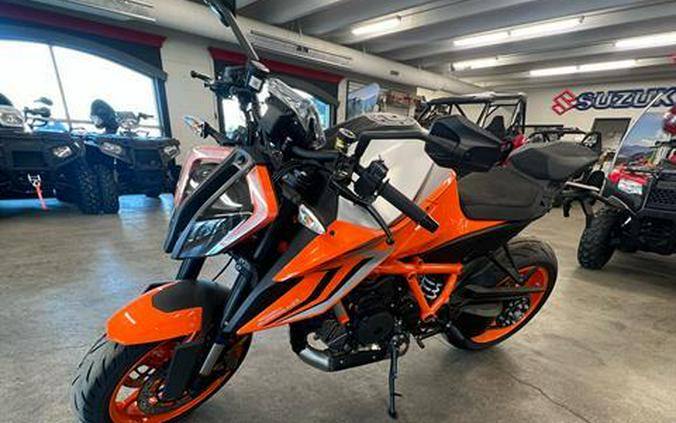 2023 KTM 1290 Super Duke R Evo