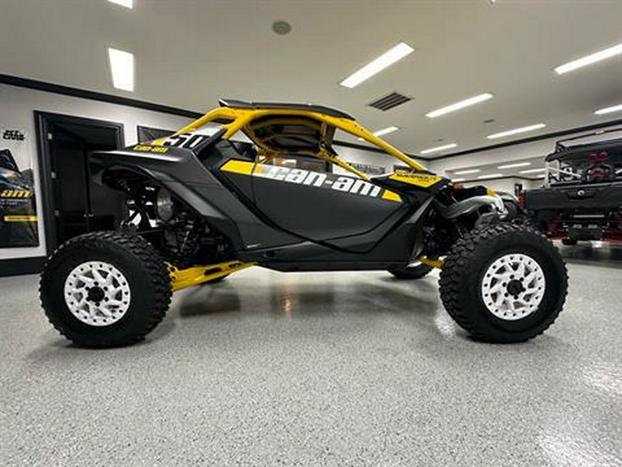 2024 Can-Am Maverick R X RS with Smart-Shox 999T DCT