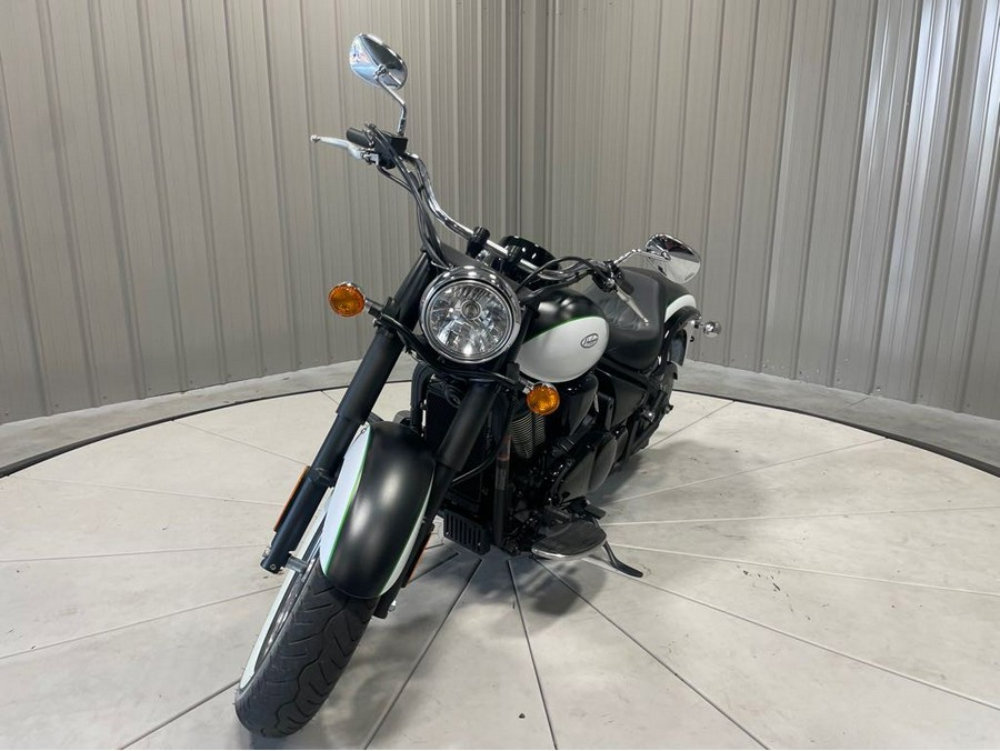 2015 Kawasaki VULCAN 900 CLASSIC