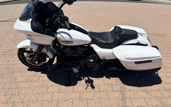 FLTRX 2024 Road Glide®