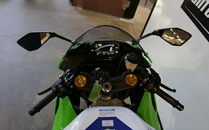 2024 Kawasaki Ninja® ZX™-6R 40th Anniversary Edition ABS