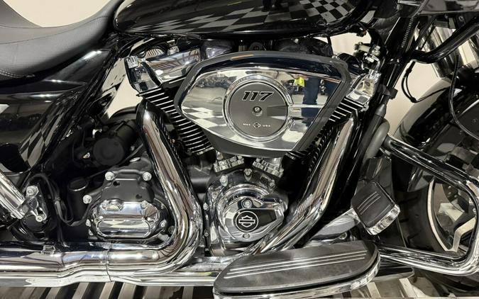 FLTRX 2024 Road Glide®