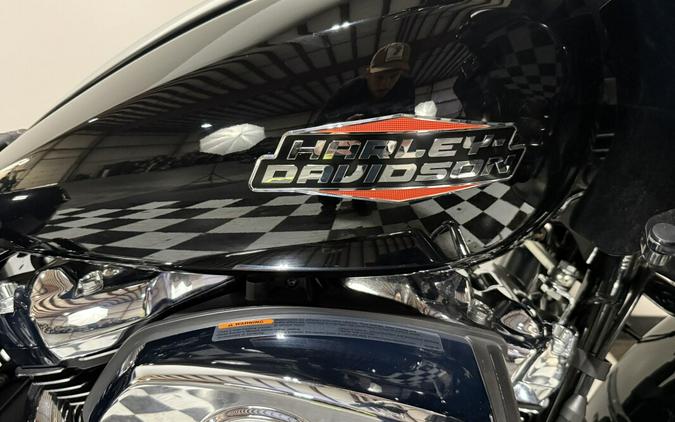 FLTRX 2024 Road Glide®