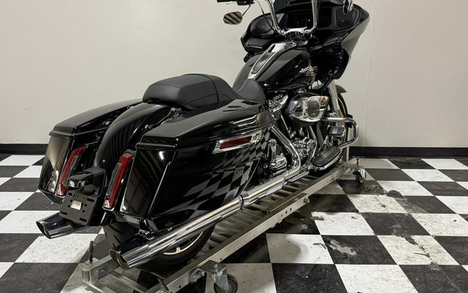 FLTRX 2024 Road Glide®
