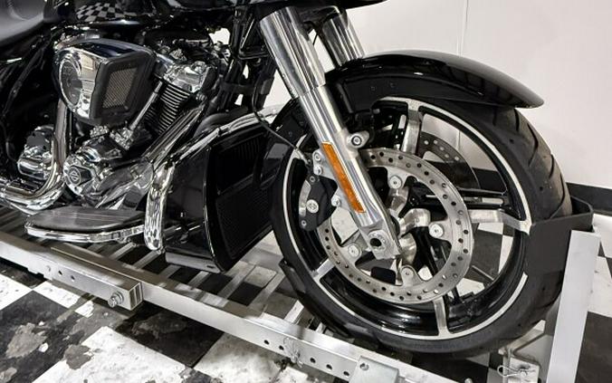 FLTRX 2024 Road Glide®