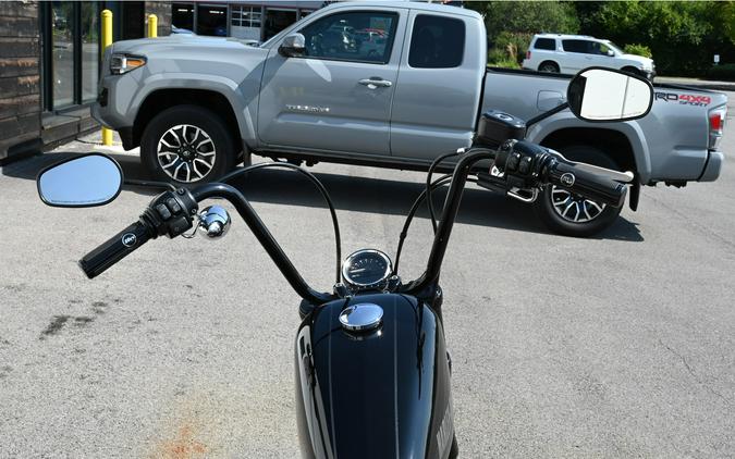 2016 Harley-Davidson® XL1200CX Sportster Roadster