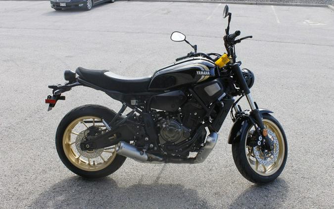 2024 Yamaha XSR 700