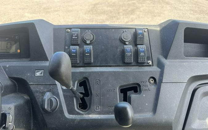 2019 Honda Pioneer 700-4 Deluxe