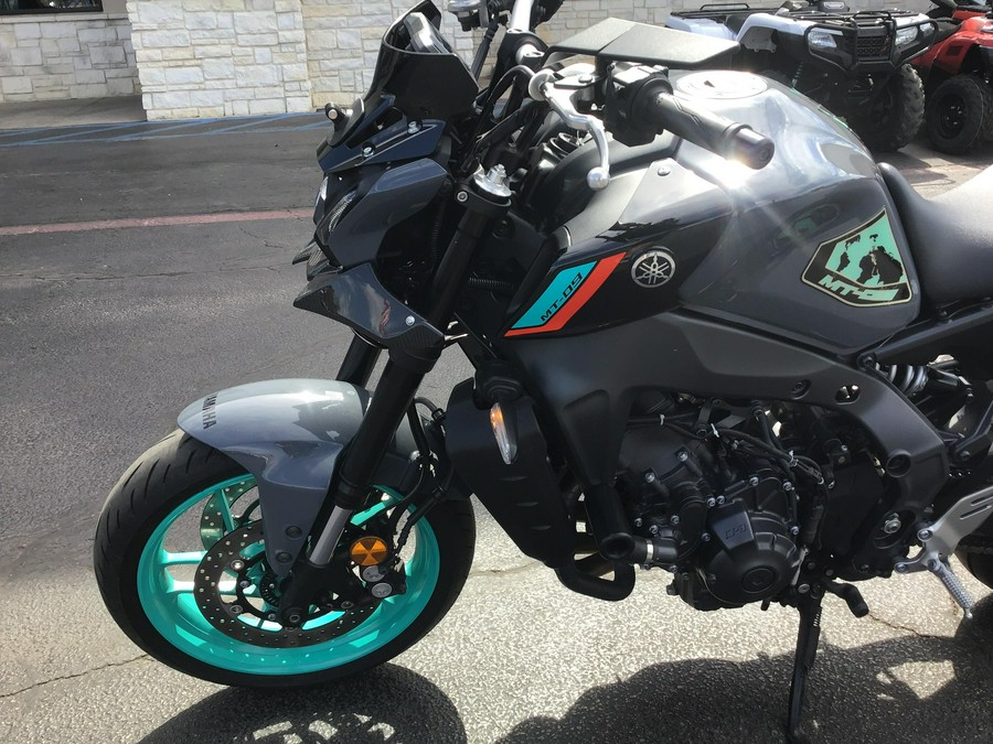 2023 YAMAHA MT-09
