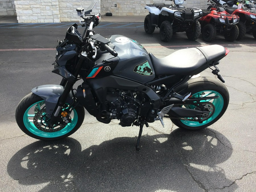 2023 YAMAHA MT-09