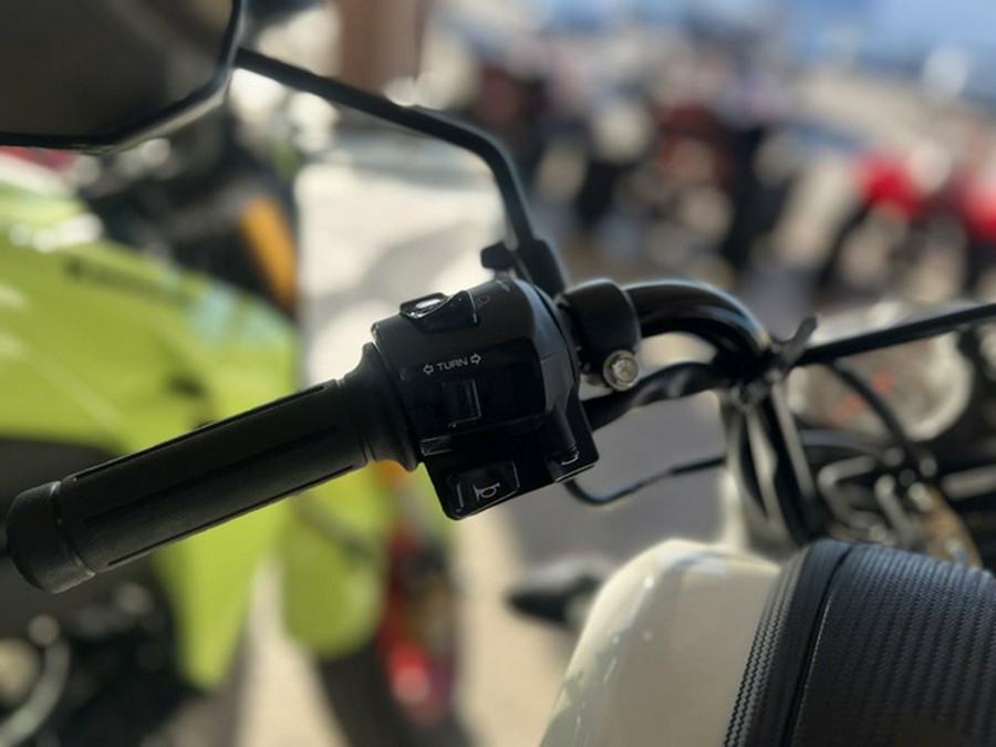 2025 Honda Navi White