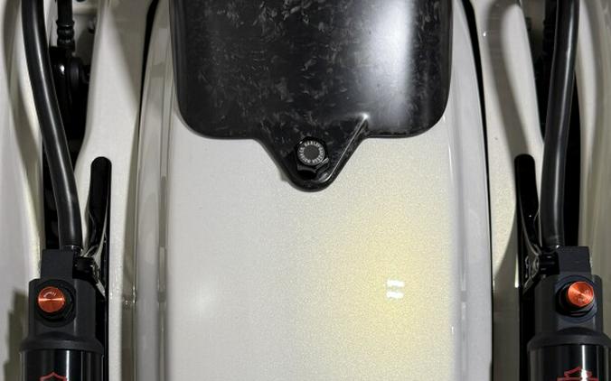 FLTRXSTSE 2024 CVO™ Road Glide® ST