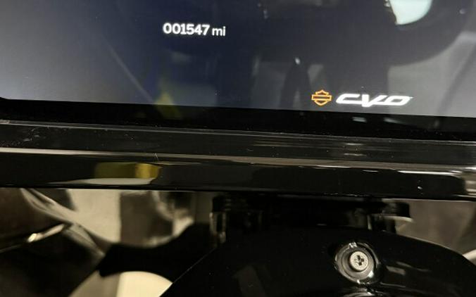FLTRXSTSE 2024 CVO™ Road Glide® ST