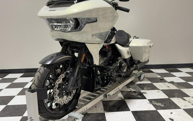 FLTRXSTSE 2024 CVO™ Road Glide® ST