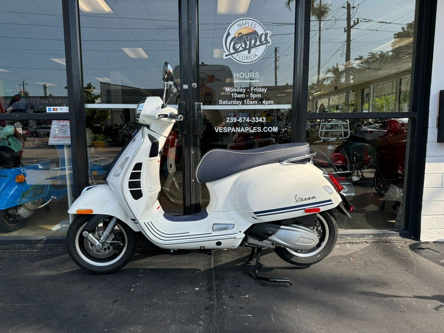 2020 Vespa GTS 300 HPE Yacht Club