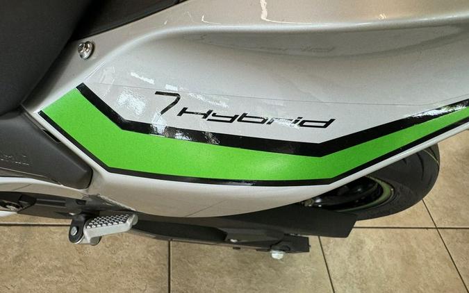 2024 Kawasaki Ninja® 7 Hybrid ABS