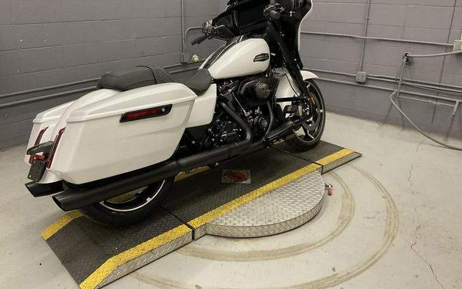 2024 Harley-Davidson® FLHX - Street Glide®