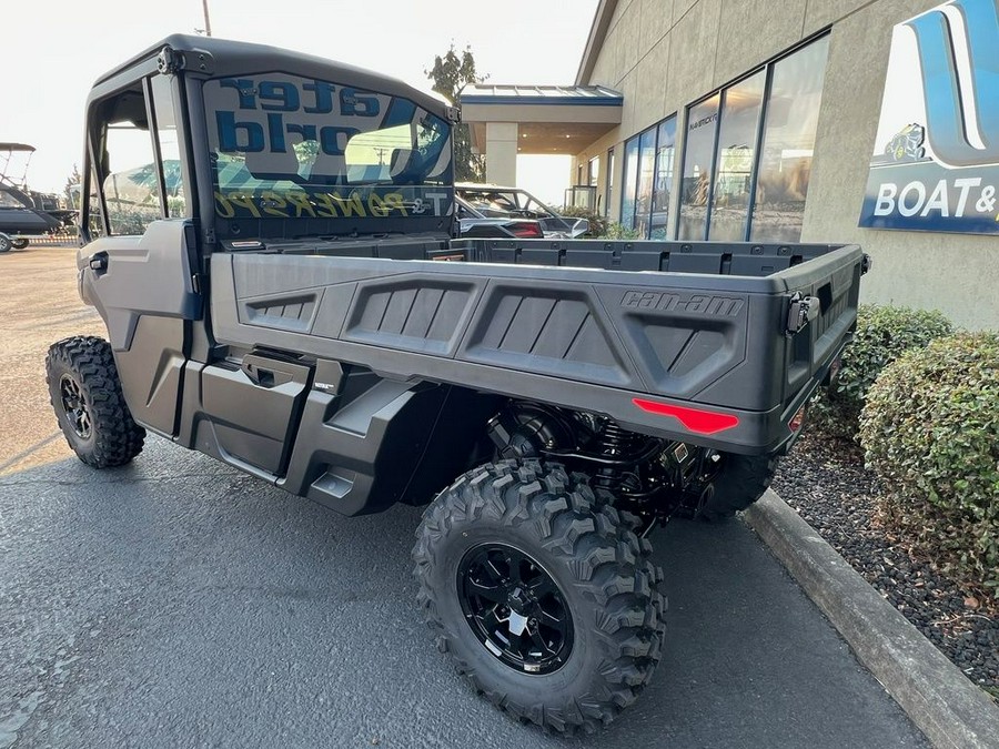 2026 Can-Am® Defender PRO Limited HD10