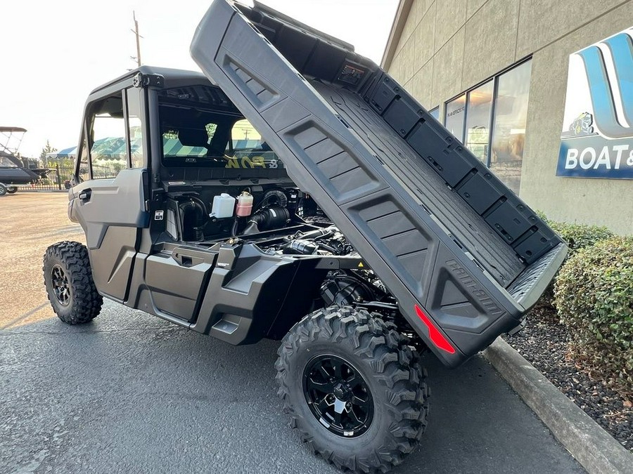 2026 Can-Am® Defender PRO Limited HD10