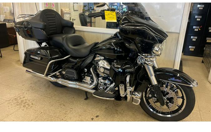2014 Harley-Davidson® ELECTRA GLIDE ULTRA LIMITED