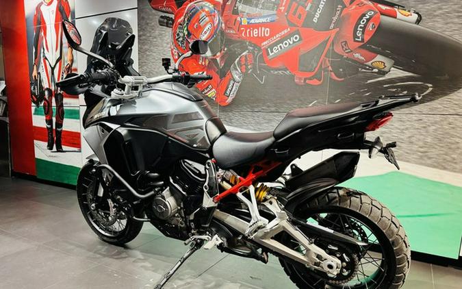 2022 Ducati Multistrada V4S Aviator Grey / Spoked Wheels