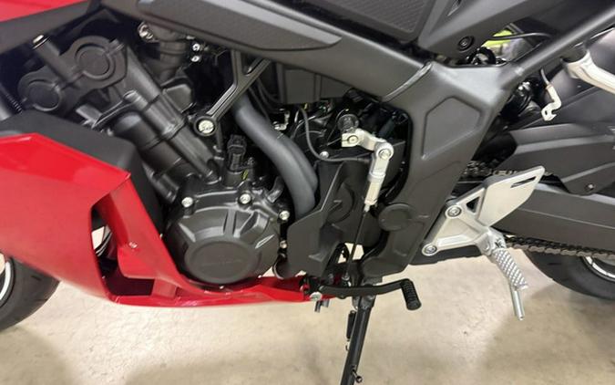 2026 Honda CBR650R E-Clutch