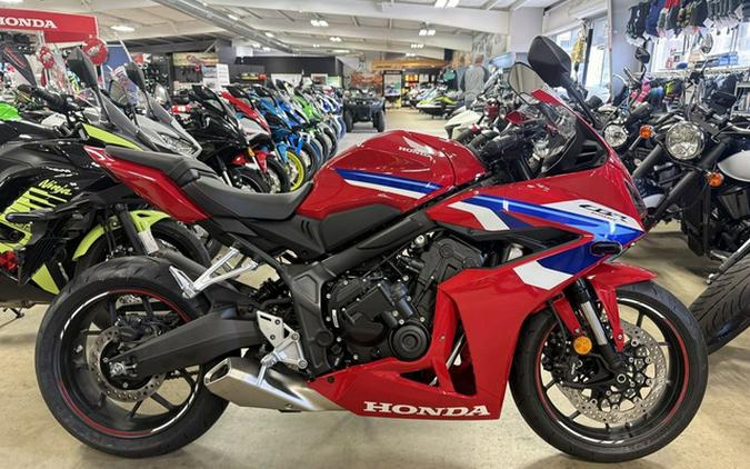 2026 Honda CBR650R E-Clutch