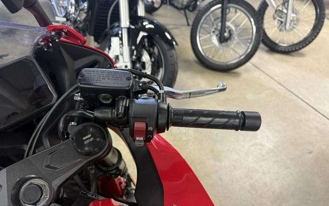 2026 Honda CBR650R E-Clutch