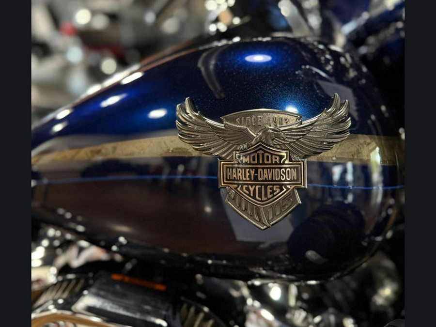 2018 Harley-Davidson® FLHTKSE - CVO™ Limited 115th Anniversary