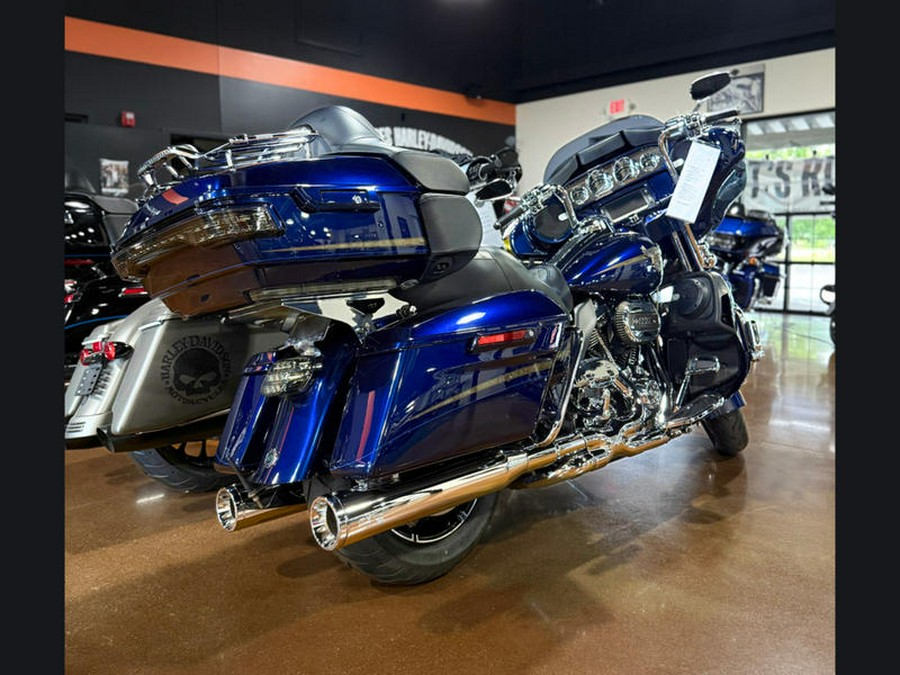 2018 Harley-Davidson® FLHTKSE - CVO™ Limited 115th Anniversary