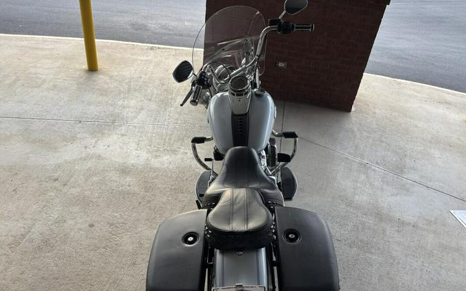 2023 Harley-Davidson® Heritage Classic Atlas Silver Metallic