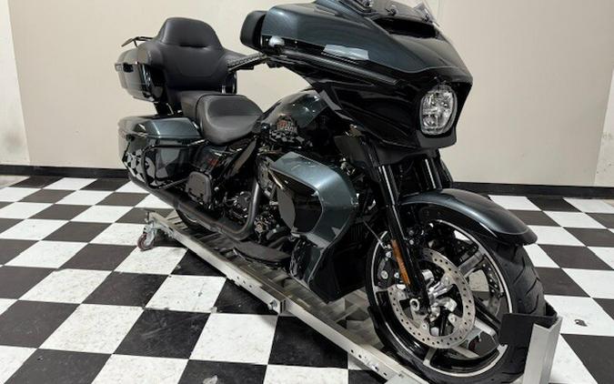 Street Glide™ Ultra
