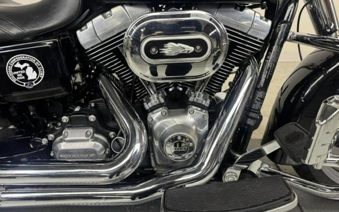 2013 Harley-Davidson® FLD - Dyna® Switchback™