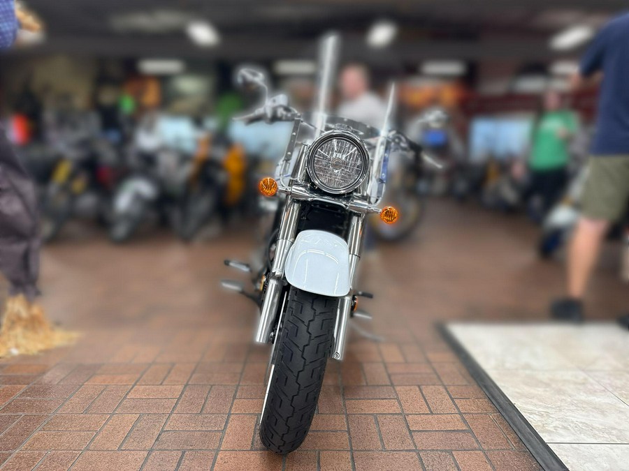 2022 Suzuki BOULEVARD C50T