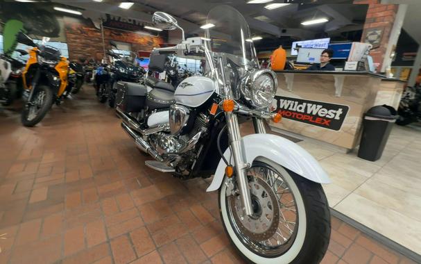 2022 Suzuki BOULEVARD C50T
