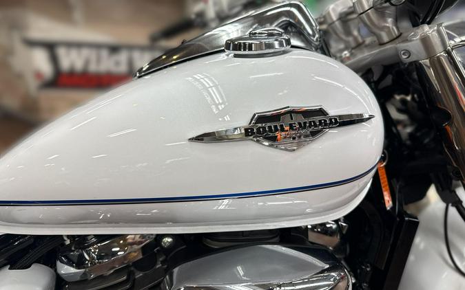 2022 Suzuki BOULEVARD C50T