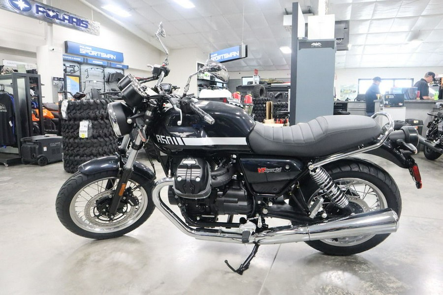 2023 Moto Guzzi V7 Special